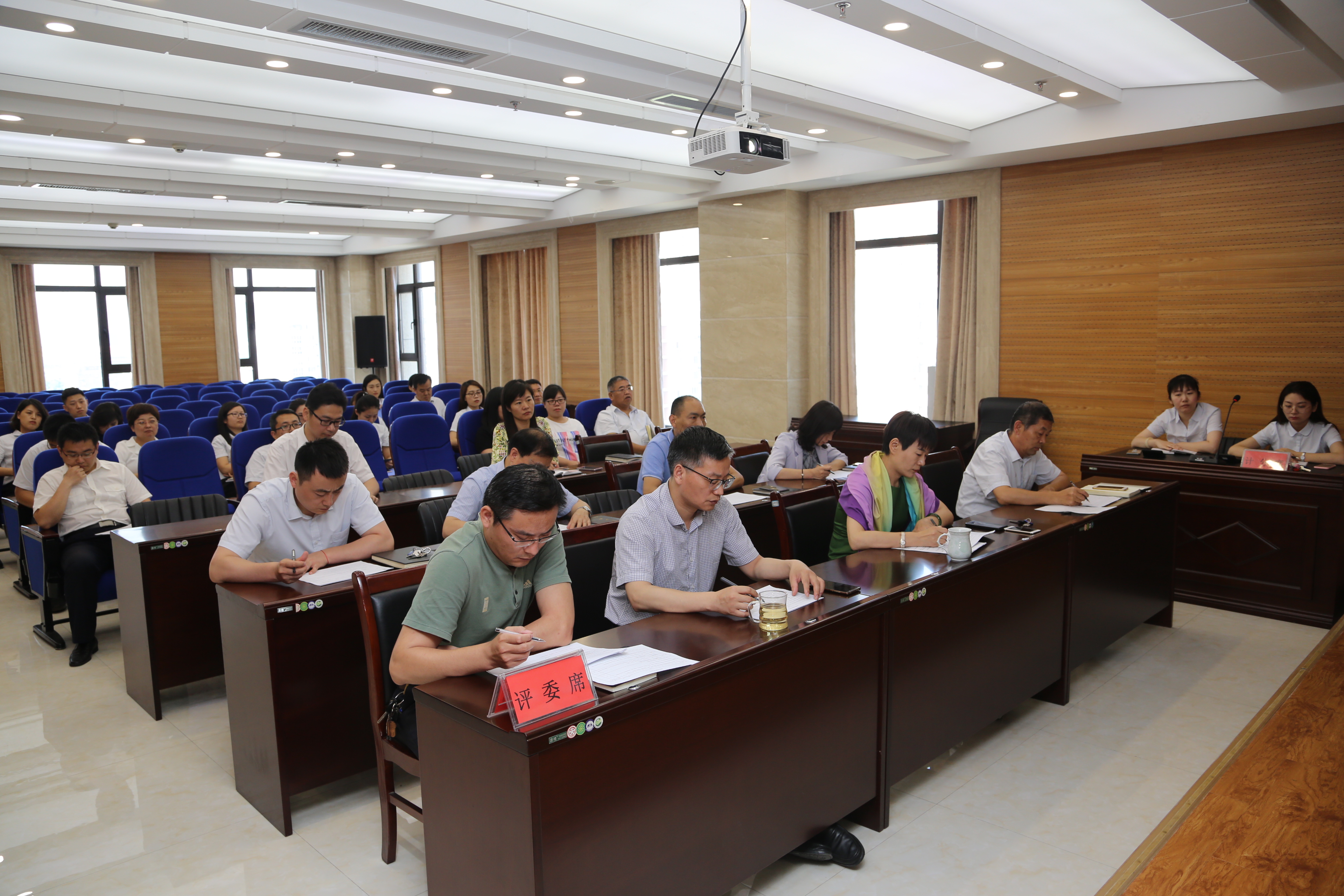 C34A1794.jpg C34A1794.jpg